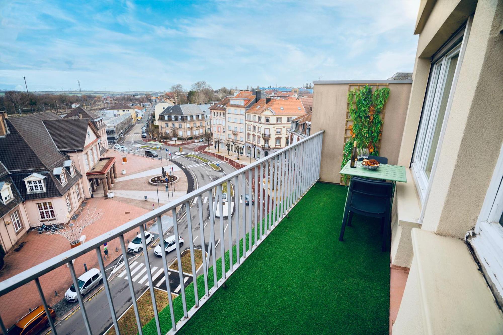 Le Perchoir - Wifi - Gare - Proche Tous Commerces Apartment Sarrebourg Exterior photo